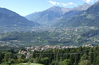 Blick auf Schenna, Dorf Tirol, Algund und Vinschgau